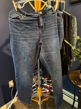 Kut from the Kloth Washed Blue Ankle Jeans